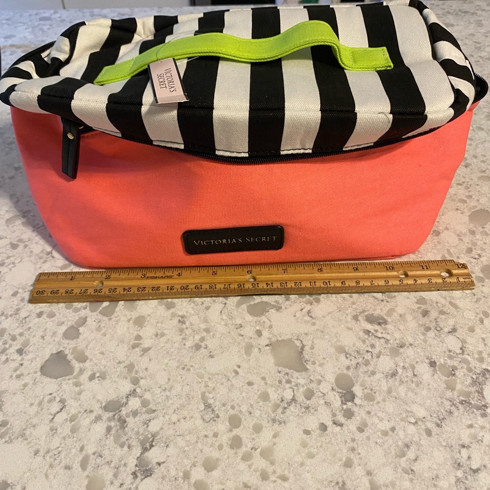 NWT Victoria’s Secret travelcase,canvas, compartments, retails for $70. - Picture 10 of 10